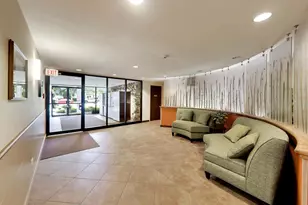 2001 Sherman Ave, Evanston, IL 60201 - Photo 2