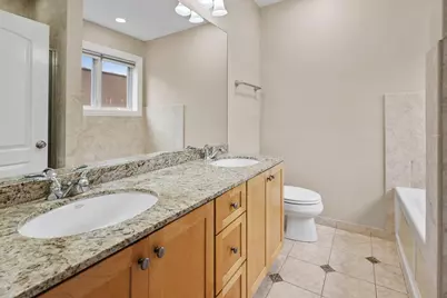 930 W Dakin Street #4, Chicago, IL 60613 - Photo 14