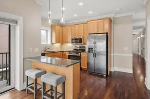 930 W Dakin St, Chicago, IL 60613 - Photo 6