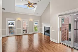 930 W Dakin St, Chicago, IL 60613 - Photo 4