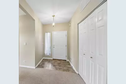 1016 Spring Court, Darien, IL 60561 - Photo 6