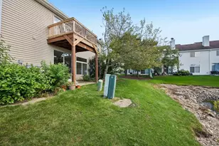1016 Spring Ct, Darien, IL 60561 - Photo 30