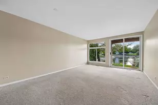 1016 Spring Ct, Darien, IL 60561 - Photo 10