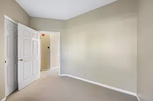 1016 Spring Ct, Darien, IL 60561 - Photo 18