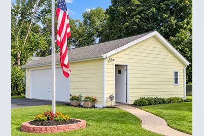 7615 South Drive, Wonder Lake, IL 60097 - Photo 2
