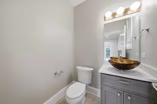 301 Spruce St, Glenview, IL 60025 - Photo 14