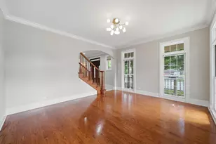 301 Spruce St, Glenview, IL 60025 - Photo 2