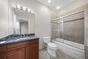 301 Spruce St, Glenview, IL 60025 - Photo 18
