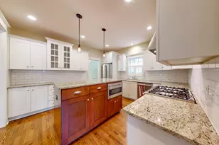 523 Prairie St, Saint Charles, IL 60174 - Photo 4