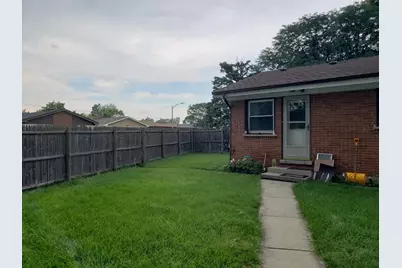 226 N Bierman Avenue, Villa Park, IL 60181 - Photo 6