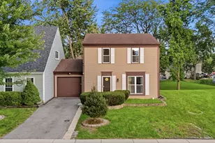 29W434 Hawthorne Ln, Warrenville, IL 60555 - Photo 1