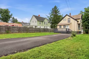 319 Willow Ave, Joliet, IL 60436 - Photo 28