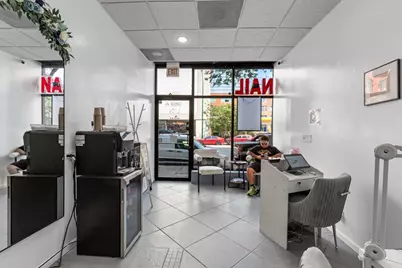 353 W Chicago Avenue #A, Chicago, IL 60654 - Photo 4