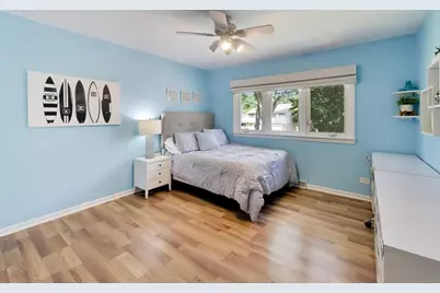 1919 Sunnyside Circle, Northbrook, IL 60062 - Photo 20
