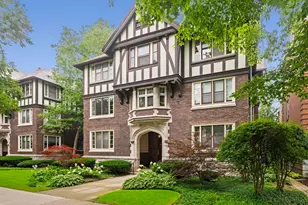1635 Hinman Ave, Evanston, IL 60201 - Photo 2