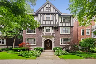 1635 Hinman Ave, Evanston, IL 60201 - Photo 1