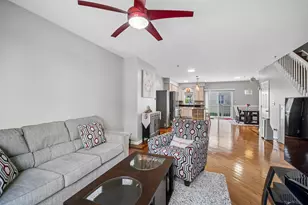 183 N East River Rd, Des Plaines, IL 60016 - Photo 10