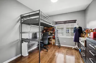 183 N East River Rd, Des Plaines, IL 60016 - Photo 18