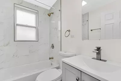 8010 S Phillips Avenue, Chicago, IL 60617 - Photo 8