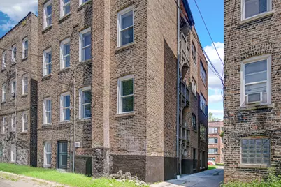 8010 S Phillips Avenue, Chicago, IL 60617 - Photo 20