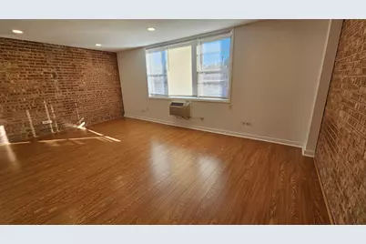 2250 N Lincoln Avenue #403, Chicago, IL 60614 - Photo 2
