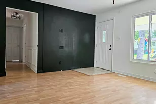 149 N Ashbury Ave, Bolingbrook, IL 60440 - Photo 2