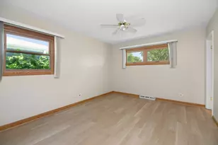 40 Wildwood Rd, Elk Grove Village, IL 60007 - Photo 20