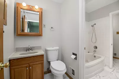 40 Wildwood Road, Elk Grove Village, IL 60007 - Photo 26