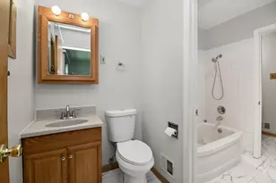 40 Wildwood Rd, Elk Grove Village, IL 60007 - Photo 26