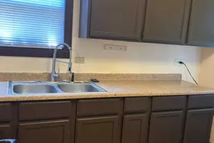 7130 S Hermitage Ave, Chicago, IL 60636 - Photo 12