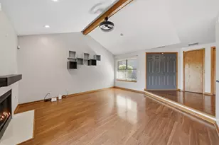 1636 Wildwood Ln, Darien, IL 60561 - Photo 4
