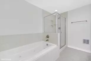 425 Benjamin Dr, Vernon Hills, IL 60061 - Photo 16