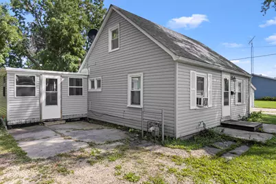 1428 Maple Avenue, Belvidere, IL 61008 - Photo 2