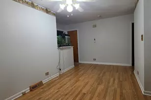 15481 Lawndale Ave, Markham, IL 60428 - Photo 6