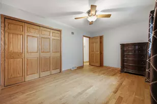 27W440 Central Ave, Warrenville, IL 60555 - Photo 14