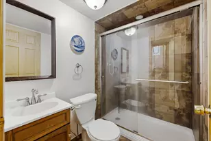 27W440 Central Ave, Warrenville, IL 60555 - Photo 22