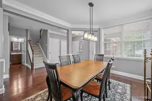 1244 Falcon Ridge Dr, Elgin, IL 60124 - Photo 10