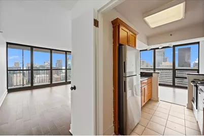 10 E Ontario Street #4602, Chicago, IL 60611 - Photo 14