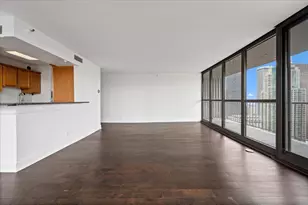 10 E Ontario St, Chicago, IL 60611 - Photo 8