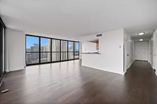 10 E Ontario St, Chicago, IL 60611 - Photo 4