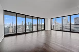 10 E Ontario St, Chicago, IL 60611 - Photo 6