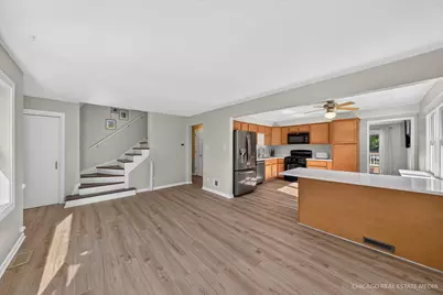 220 Hickory Nut Grove Lane, Cary, IL 60013 - Photo 18