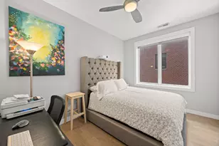 2301 W Wolfram St, Chicago, IL 60618 - Photo 18