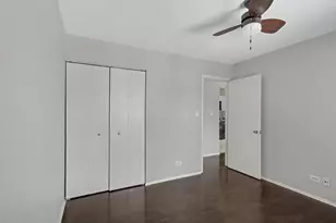 495 Harrison Ct, Vernon Hills, IL 60061 - Photo 10