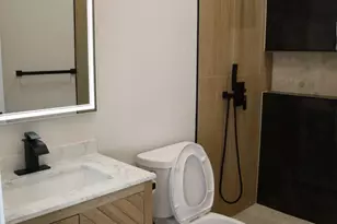 6744 S Bishop St, Chicago, IL 60636 - Photo 20