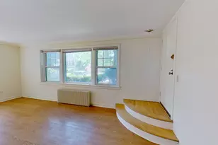 835 Mulford St, Evanston, IL 60202 - Photo 4