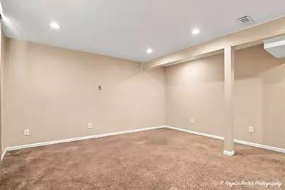5112 W Greenbrier Drive, McHenry, IL 60050 - Photo 24