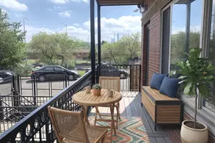 1327 W Walton St, Chicago, IL 60642 - Photo 18