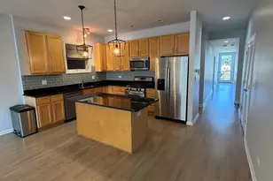 1610 W Grand Ave, Chicago, IL 60622 - Photo 4