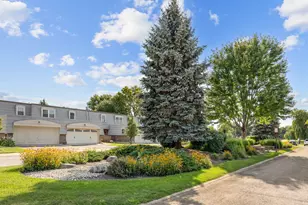 642 Burgundy Ct, Elk Grove Village, IL 60007 - Photo 30